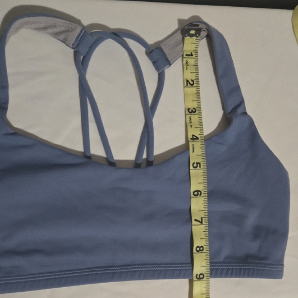 Lululemon Blue Strappy Sports Bra with Criss-Cross Design Size 4 - Picture 4 of 6